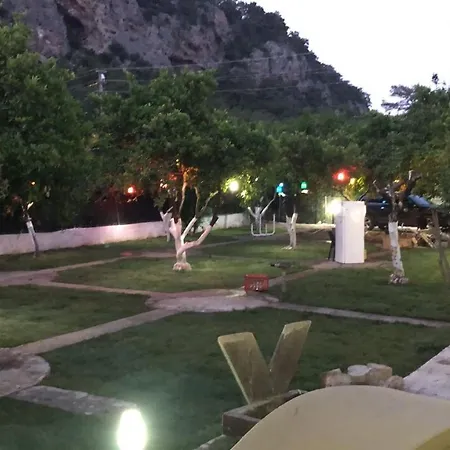 מלון Gizli Koy Hotel קמר